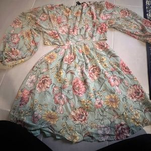 Forever 21 floral cut out dress